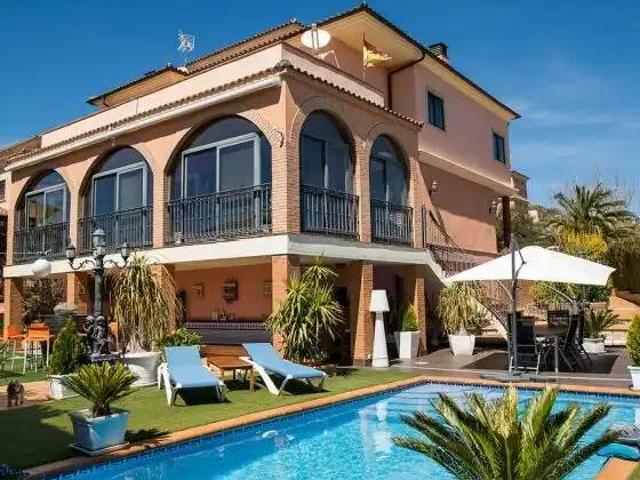 Casa en Venta en Baeza
