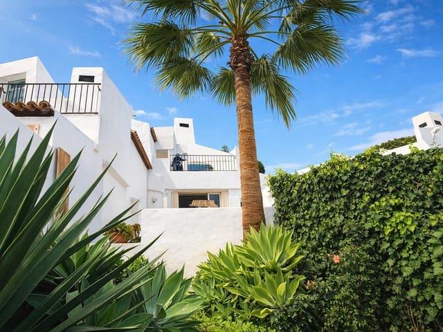 Casa en venta en Bahia de Casares, Málaga Costa del Sol