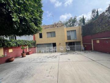 Casa en venta en Balcones de la Herradura. Frente a parque