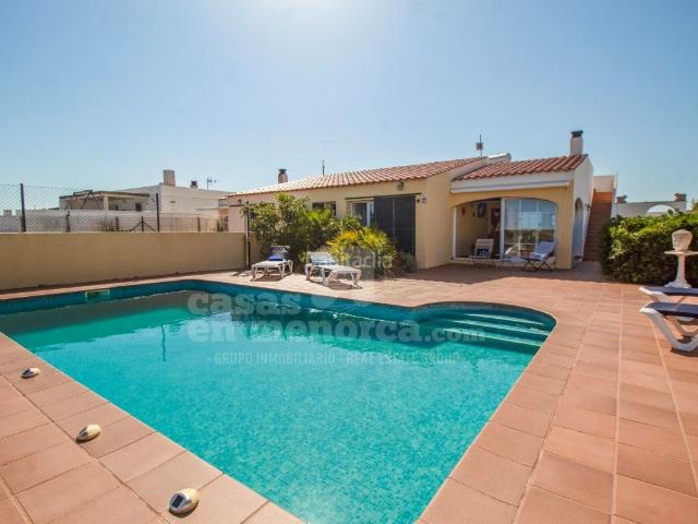 Casa en venta en Baleares Maó Mahón, Cala Llonga Sa Mesquida. Chalet con vistas al mar en Cala Llonga. Casas Maó.