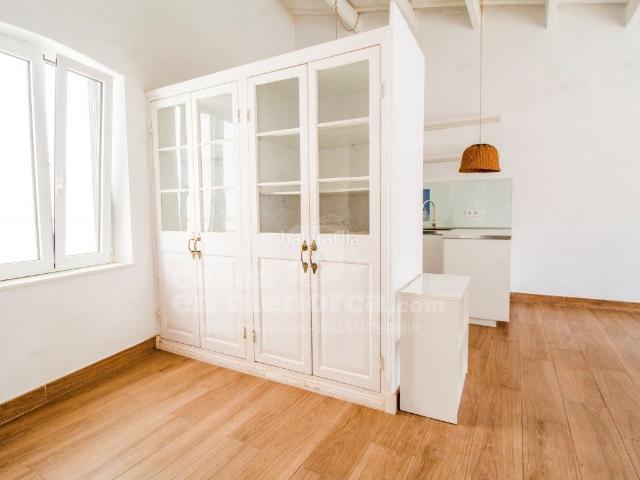 Casa en venta en Baleares Maó Mahón, Centre Històric. Casa con terraza en el centro de Mahón. Casas Maó.
