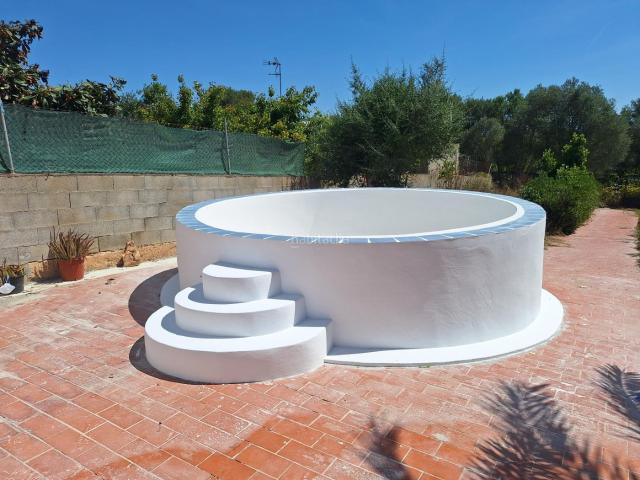 Casa en venta en Baleares Manacor, Manacor Centre. Finca rústica lista para entrar a vivir con piscina en Manacor. Casas.