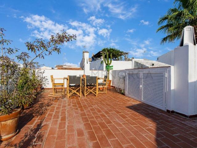 Casa en venta en Baleares Alaior, Alaior Poble. Casa reformada con terraza en venta en Alaior. Casas.