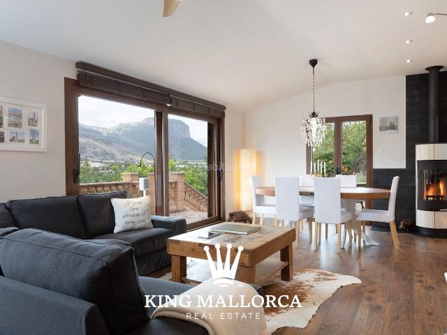 Casa en venta en Baleares Alaró. Passive House con vistas a la Tramuntana, a pocos minutos del centro de Alaró. Casas.
