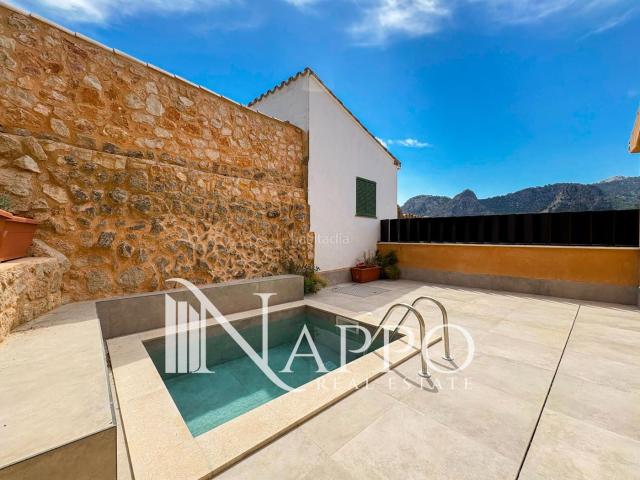 Casa en venta en Baleares Bunyola. Exclusiva casa adosada de obra nueva con piscina en Bunyola. Casas.