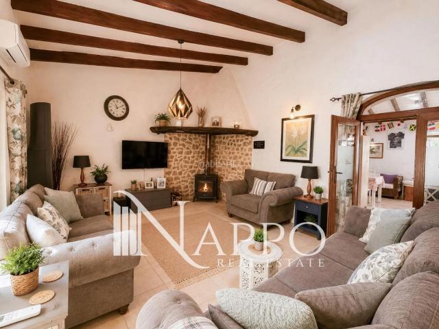 Casa en venta en Baleares Bunyola. Exclusiva finca con negocio consolidado en Coll de Sóller. Casas.