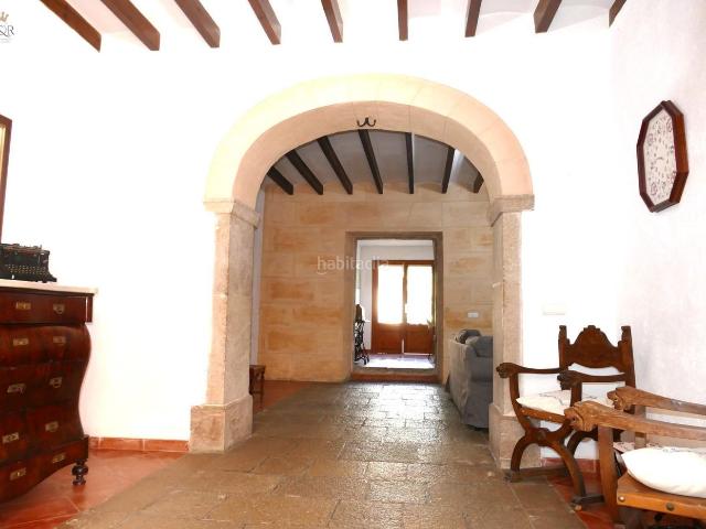Casa en venta en Baleares Binissalem. AUTÉNTICA CASA MALLORQUINA REFORMADA CON JARDÍN DE 109 M2 Y TERRAZA DE 35 M2 EN BINISSALEM. Casas.