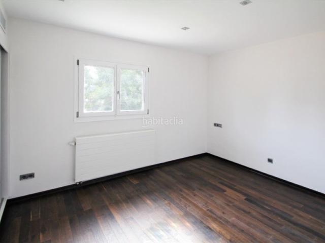 Casa en venta en Baleares Calvià, Cas Català Illetes. Moderna villa en Sol de Mallorca. Casas.
