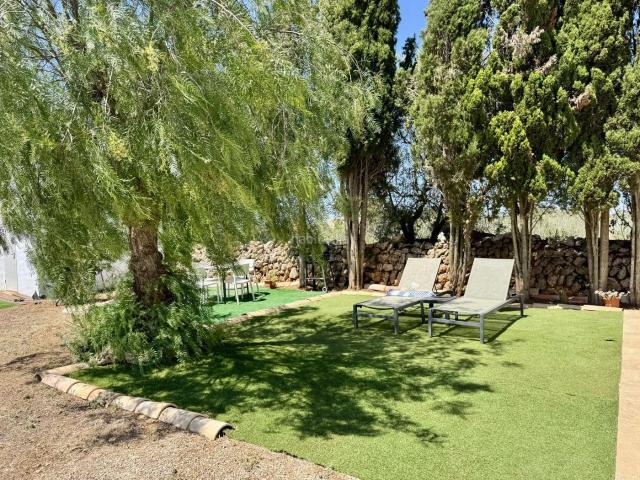 Casa en venta en Baleares Campos, Zona Rústica Interior. Casa renovada con terreno, privacidad en Campos. Casas.