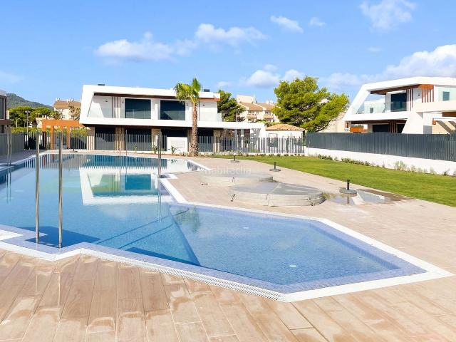 Casa en venta en Baleares Capdepera, Cala Ratjada. Cala Ratjada Chalets de nueva construcción con jardín y piscina comunitaria en una buena ubicación, propiedad 6665. Casas.