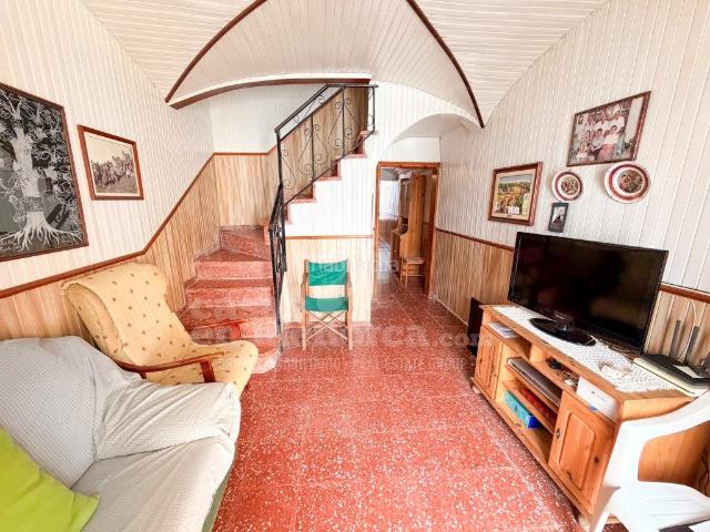 Casa en venta en Baleares Ferreries, Ferreries poble. Casa entera con gran patio en Ferreries. Casas.