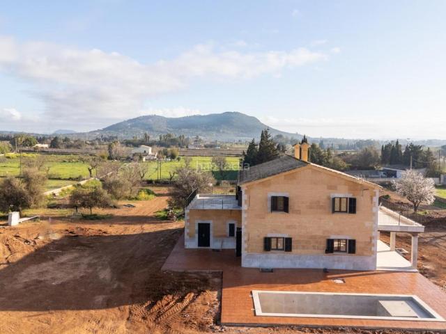 Casa en venta en Baleares Inca, Centro.. Bienvenido a su nuevo hogar en el centro de la.centro de la isla cerca de Inca!. Esta finca de nueva construcción de alta cali. Casas.