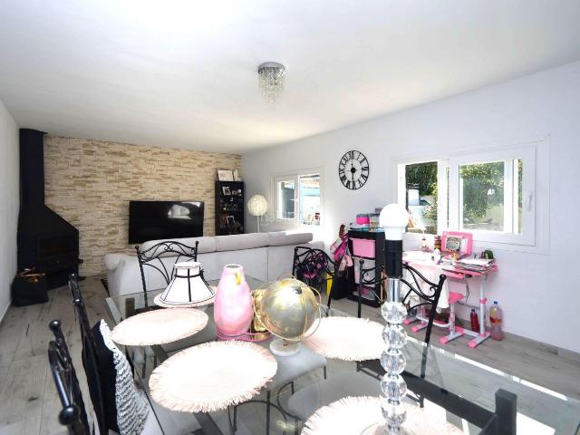 Casa en venta en Baleares Palma de Mallorca, Es Pil·larí. Chalet exclusivo con piscina, garaje y solar amplio Es Pillarí, Palma. Casas Palma de.