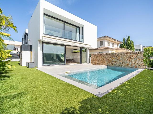Casa en venta en Baleares Palma de Mallorca, Son Roca. Exclusiva Villa de Lujo con Vistas Panorámicas en Son Puig. Casas Palma de.