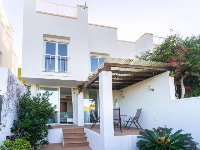 Casa en venta en Baleares Sant Josep de sa Talaia, Cala Vedella Cala Tarida. Magnifica Casa Pareada Pegada a la Playa de Cala Vadella. Casas Sant Josep de sa.