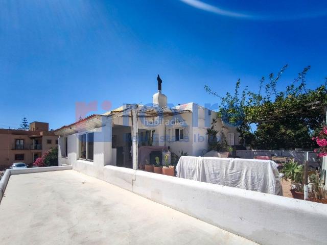 Casa en venta en Baleares Sant Josep de sa Talaia, Sant Agustí Cala de Bou. Oportunidad.Pequeño complejo residencial privado 5 viviendas Cala de Bou. Casas Sant Josep de sa.