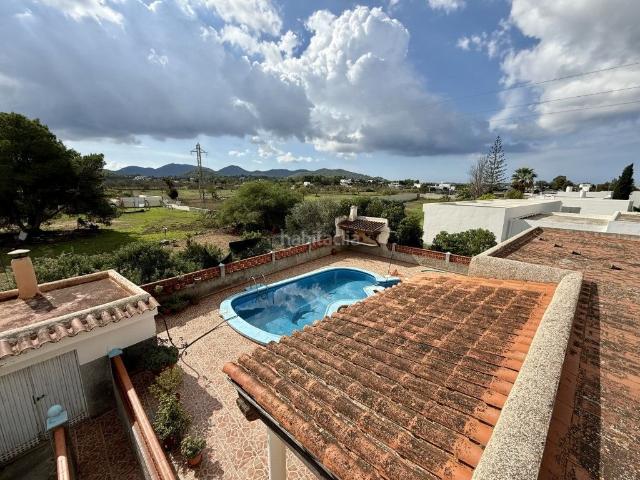 Casa en venta en Baleares Sant Josep de sa Talaia, Sant Agustí Cala de Bou. Casa en venta con piscina en Cala de Bou, Ibiza. Casas Sant Josep de sa.