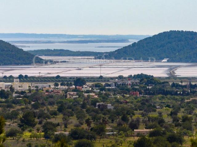 Casa en venta en Baleares Sant Josep de sa Talaia, Sant Jordi de Ses Salines Sant Francesc. Espectacular villa en venta con licencia turística en sant Jordi de ses Salinas. Casas Sant Josep de sa.