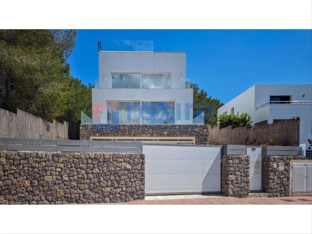 Casa en venta en Baleares Santa Eulària, Puig d´en Valls. VILLA EN VENTA 5 DORMITORIOS. Casas Santa.
