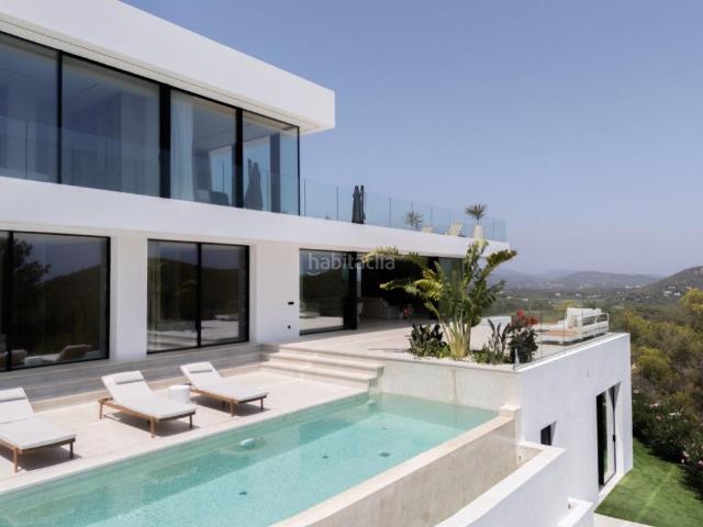 Casa en venta en Baleares Santa Eulària, Roca Llisa. IMPRESIONANTE VILLA EN VENTA CON VISTAS AL MAR, Roca Llisa, Ibiza. Casas Santa.