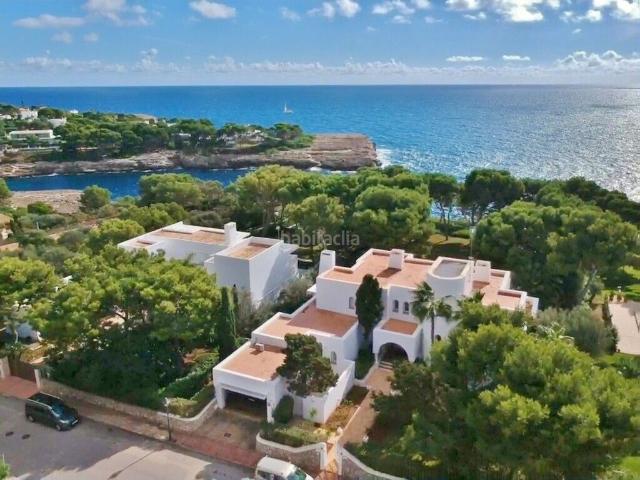 Casa en venta en Baleares Santanyí, Portopetro. Villa de lujo en primera línea con acceso al mar en Porto Petro. Casas.
