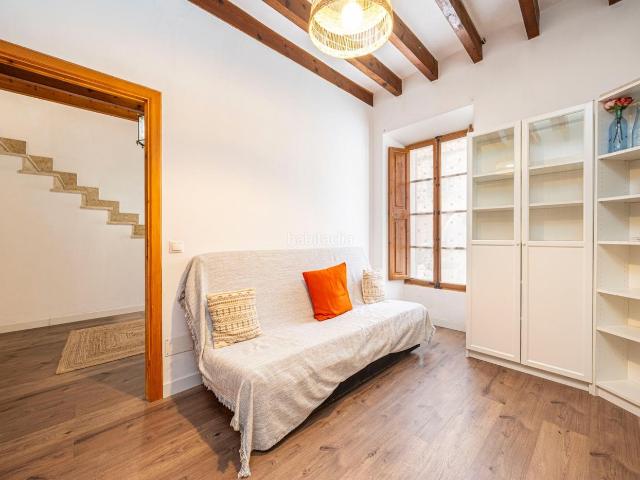 Casa en venta en Baleares Selva. Encantadora casa de dos plantas en Selva. Casas.