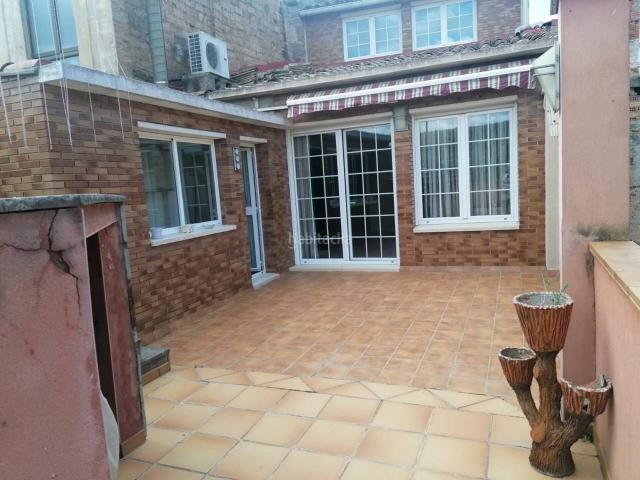 Casa en venta en Balsareny. Casa a la venta en Balsareny con un garaje de mas de 200m2. Casas.