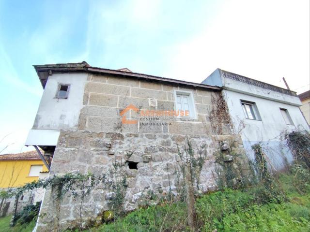 Casa en venta en Barbadás. Casas.