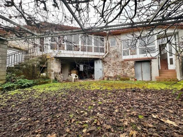 Casa en venta en Barbadás, Toén