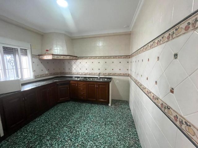 Casa en venta en Barbate, Barbate. Amplia casa independiente en Barbate. Casas.