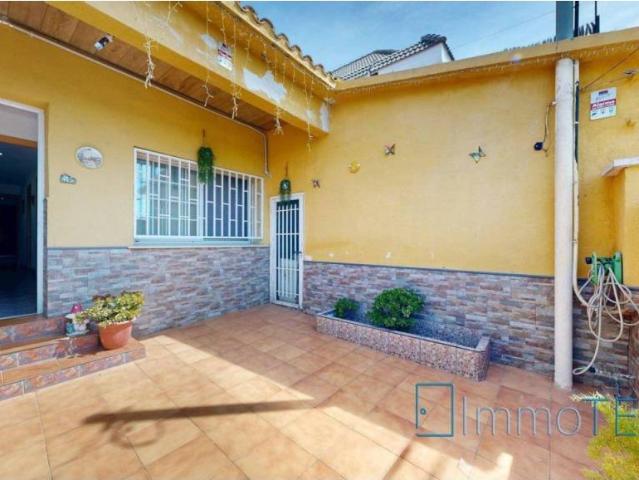Casa en Venta en Barberà del Vallès