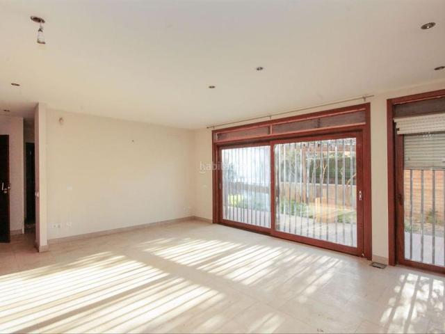 Casa en venta en Barberà del Vallès, Ca n´Esteper Can Gorgs Can Gorgs II. CHALET A 4 VIENTOS EN ZONA INMEJORABLE DE BARBERA DEL VALLES. Casas Barberà del.