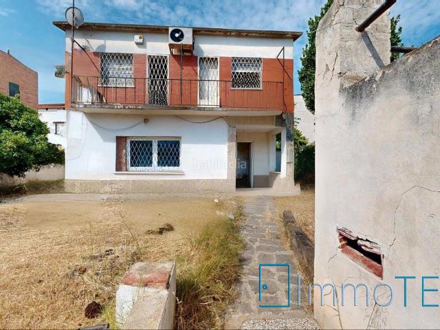 Casa en venta en Barberà del Vallès, Ca n´Esteper Can Gorgs Can Gorgs II. EN TERRENO DE 320 M2. Casas Barberà del.
