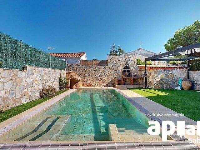Casa en venta en Barbera del Vallès, de 110 m² 4 habitaciones por 570.000