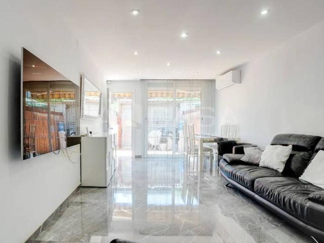 Casa en Venta en Sant Adrià de Besòs