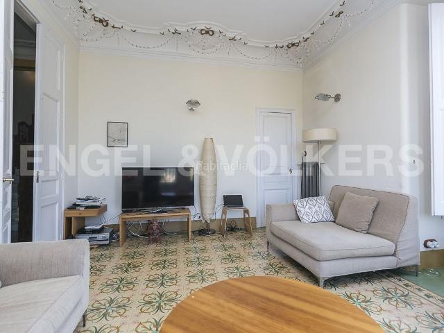 Casa en venta en Barcelona, Vallvidrera Tibidabo Les Planes. Villa Modernista en Vallvidrera. Casas.