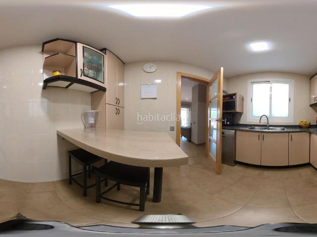 Casa en venta en Barcelona, La Font d´en Fargues. CASA A LA VENTA En Carrer del Penyal, Barcelona, Barcelona, Catalunya, España. Casas.