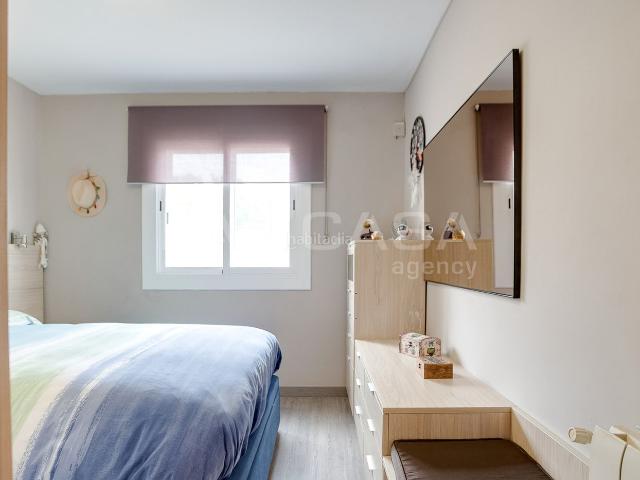Casa en venta en Barcelona, La Font d´en Fargues. GRAN OPORTUNIDAD EN INMEJORABLE ZONA!. Casas.