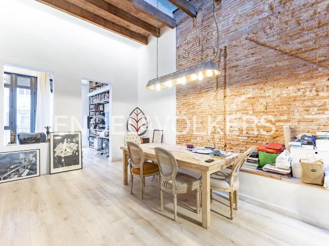 Casa en venta en Barcelona, Putget Farró. Espectacular casa de 1900 con historia y diseño. Casas.