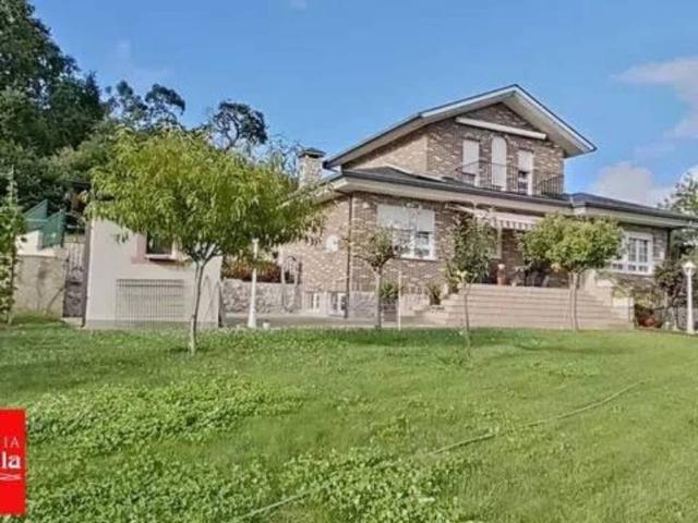 Casa en Venta en Bárcena de Cicero