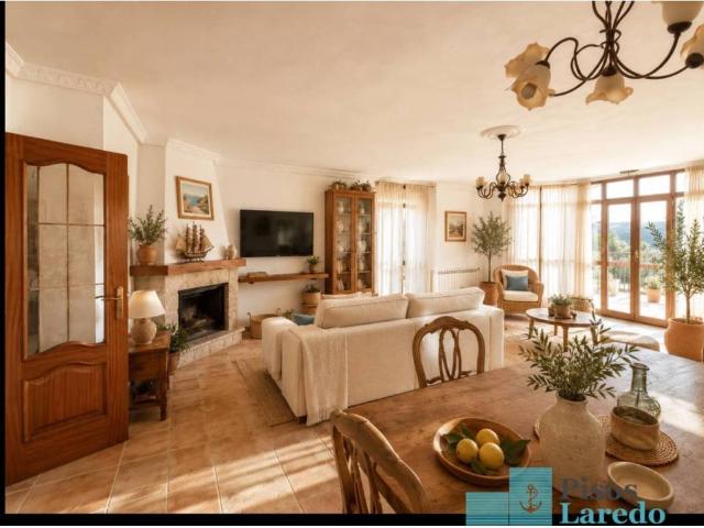 Casa en Venta en Bárcena de Cicero