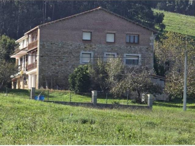 Casa en Venta en Bárcena de Cicero