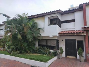 Casa En Venta En Barranquilla En Villa Country V335376