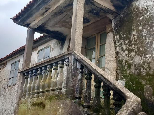 Casa en venta en Barro. SE VENDE CASA PARA RESTAURAR. Casas.