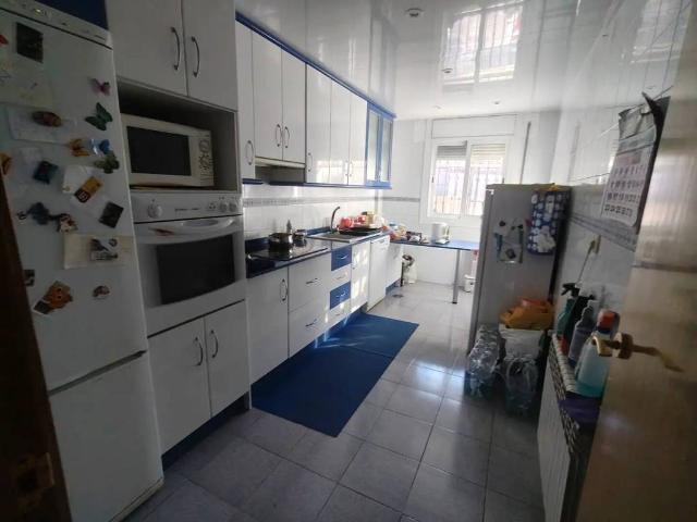 Casa en Venta en Baza