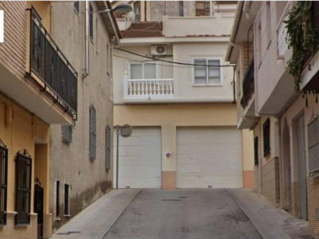 Casa en Venta en Baza