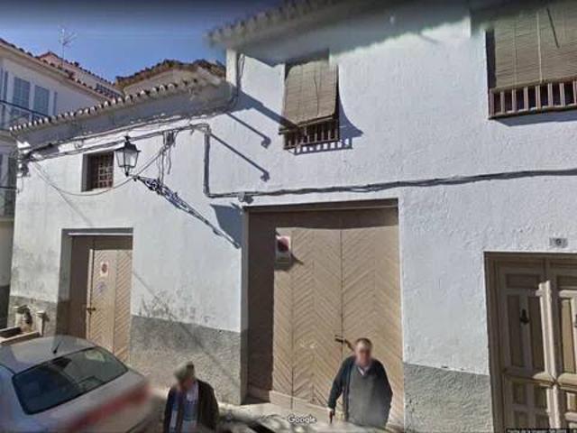 Casa en Venta en Baza