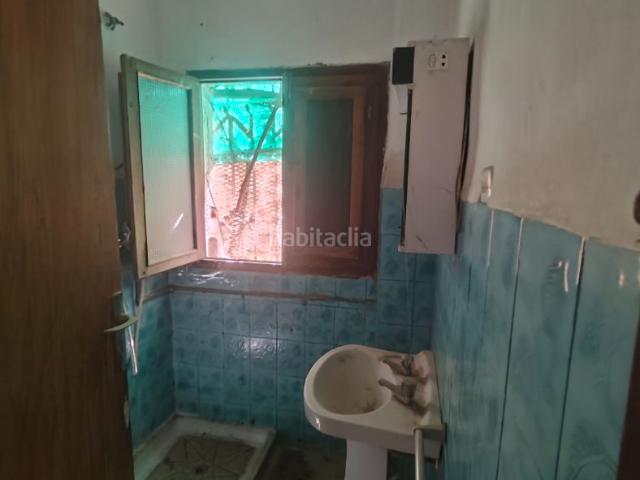 Casa en venta en Baza. CASA CON COHERA Y PATIO. Casas.
