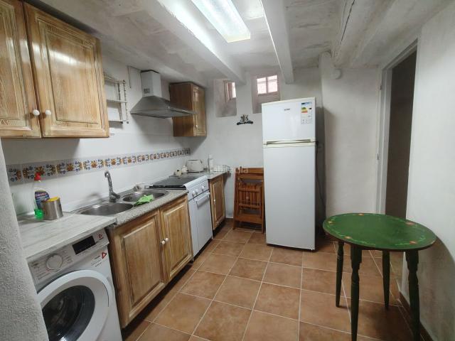 Casa en venta en Baza. CASA REFORMADA. Casas.