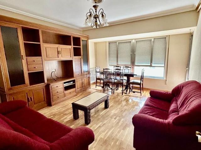 Casa en venta en Bañeza La. Casas Bañeza.